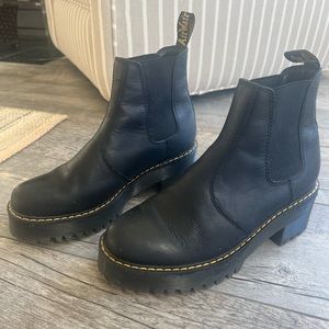 Dr Marten barely worn platform boots